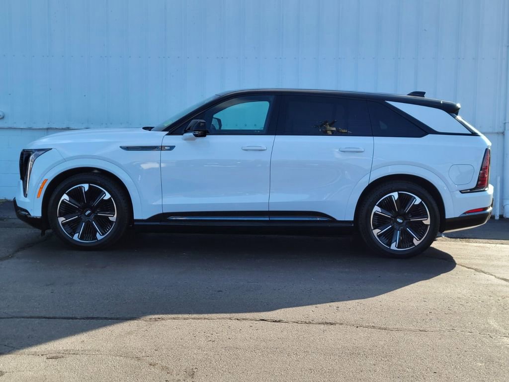 Used 2025 Cadillac Escalade IQ Sport 2 image 2