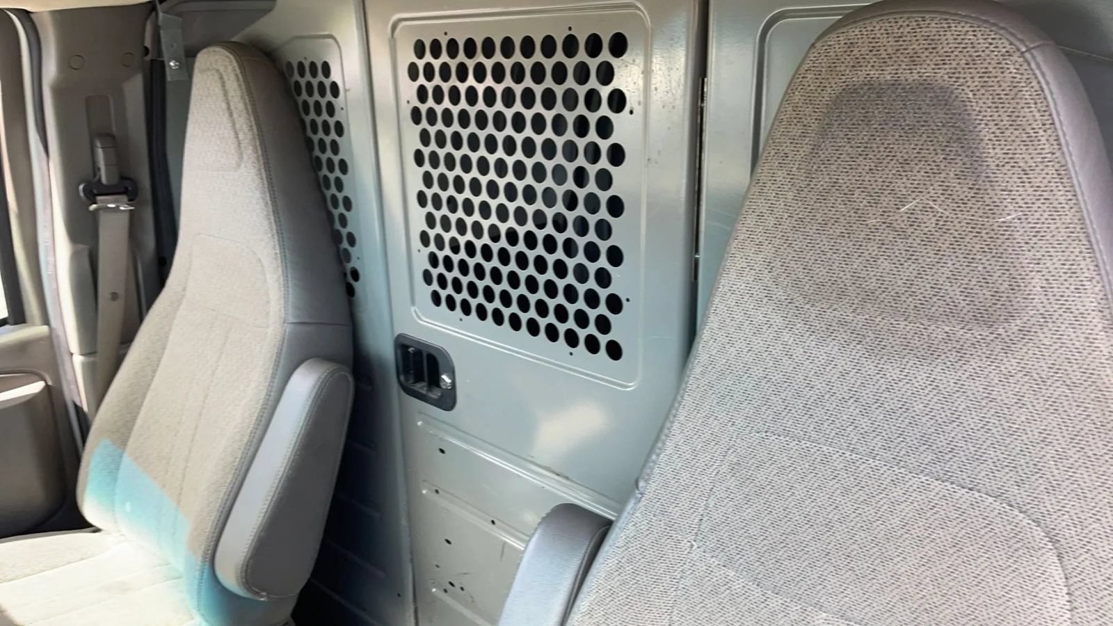 Used 2021 Chevrolet Express 2500 w/ Driver Convenience Package RWD image 28