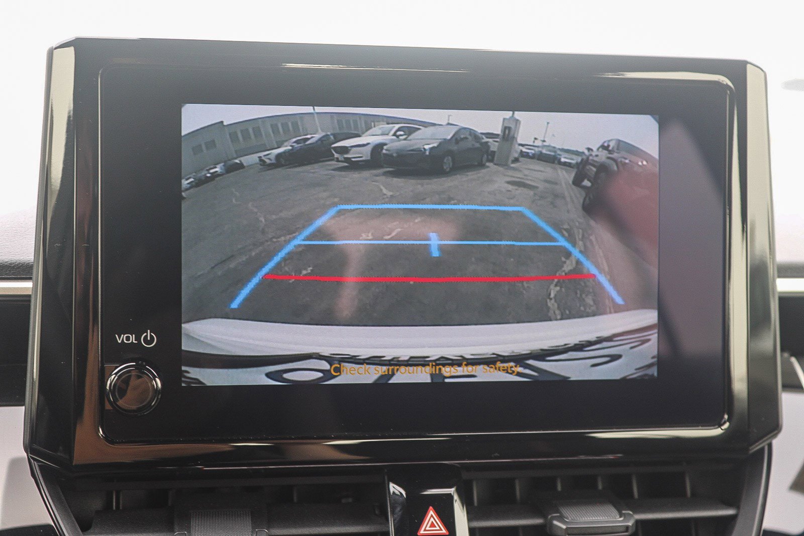 Used 2025 Toyota Corolla SE w/ Convenience Package image 25