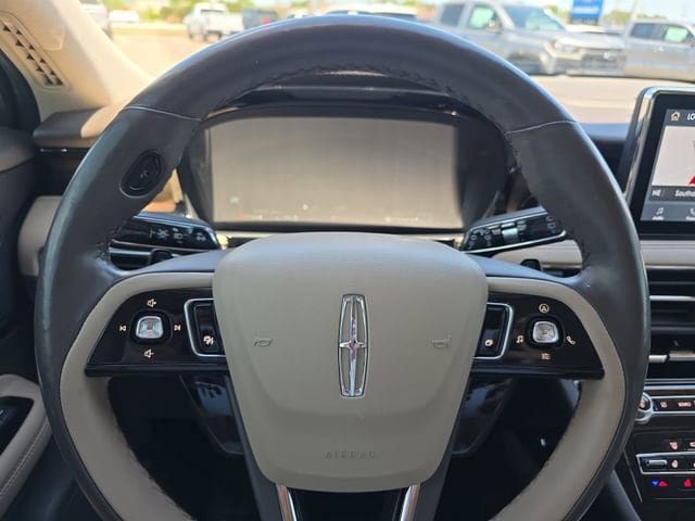 Used 2022 Lincoln Corsair Reserve w/ Equipment Group 201A FWD image 19