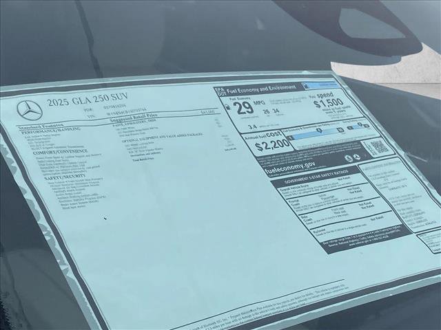 Certified 2025 Mercedes-Benz GLA 250 image 26