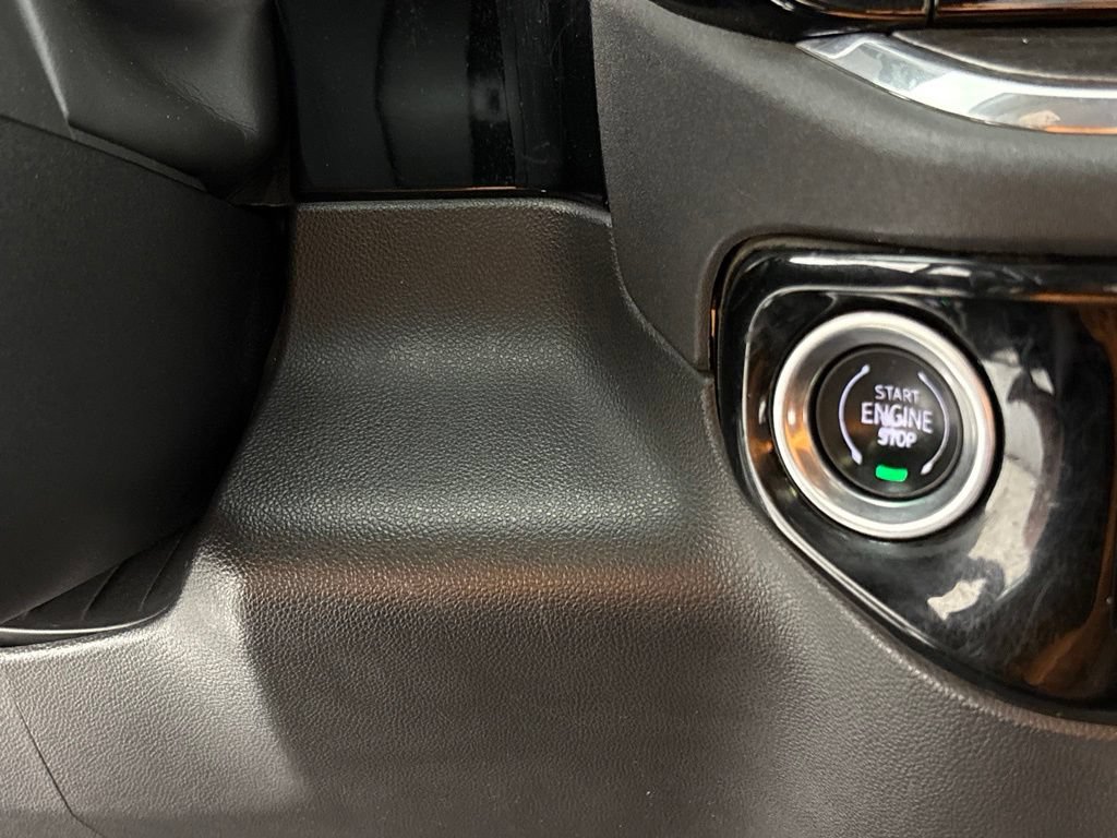 Certified 2023 Chevrolet Silverado 1500 LTZ AWD/4WD image 39
