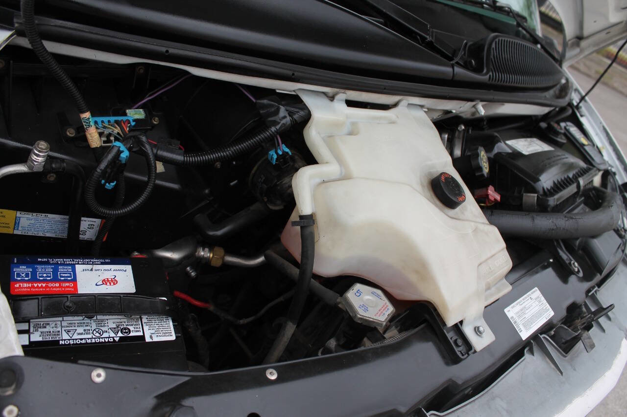 Used 1998 GMC Savana 2500 image 11