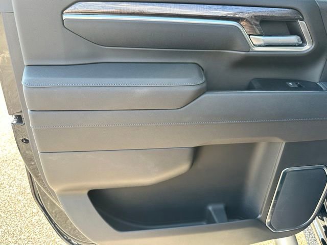New 2025 Chevrolet Silverado 2500 LTZ w/ LTZ Convenience Package image 24