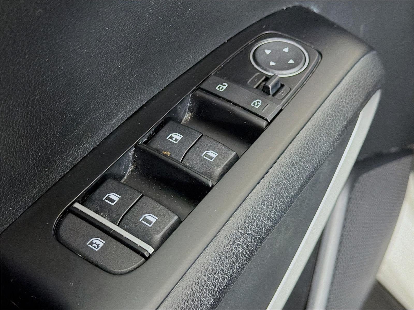 Certified 2023 Kia Soul LX w/ LX Technology Package FWD image 18