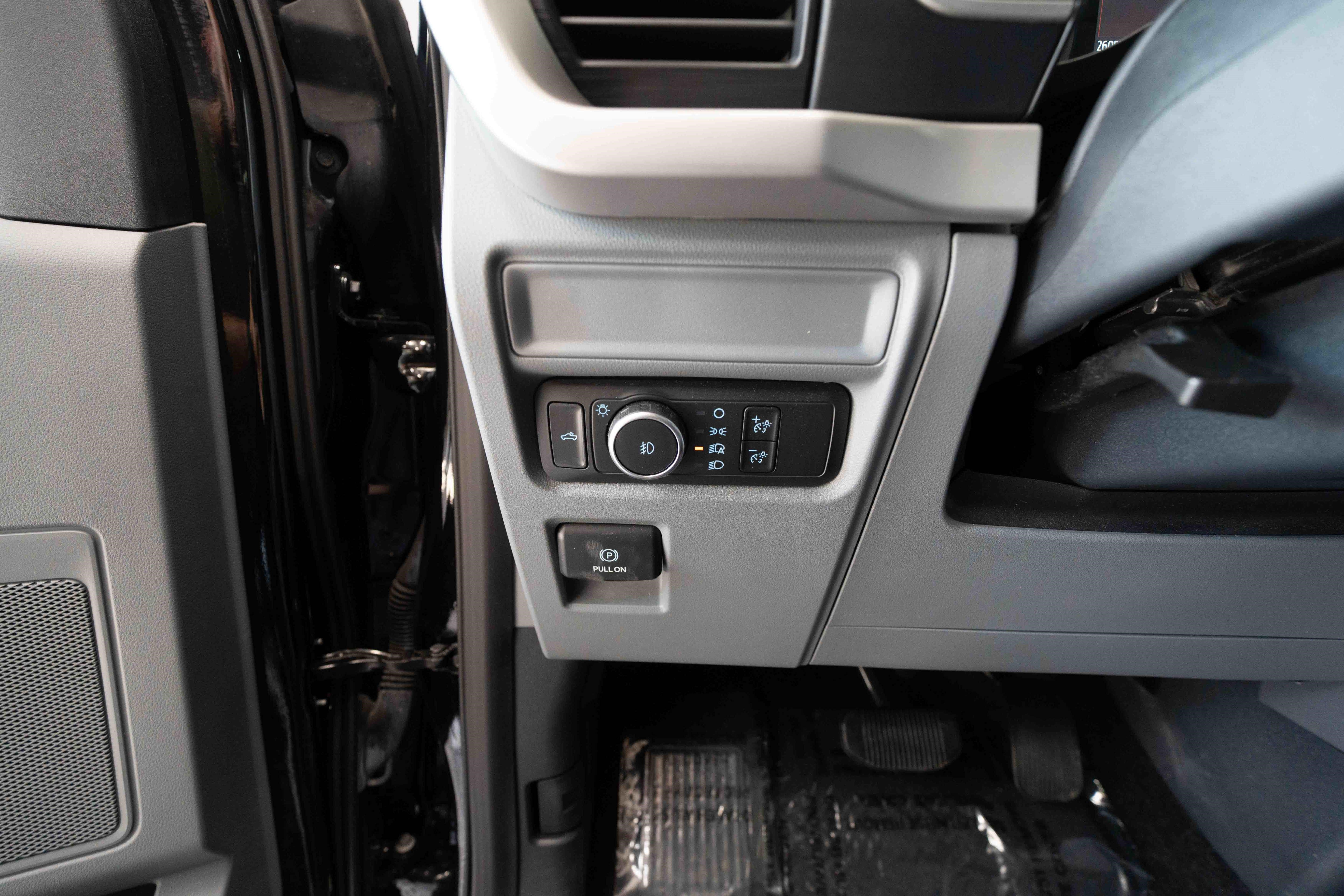 Used 2022 Ford F150 XLT AWD/4WD image 11