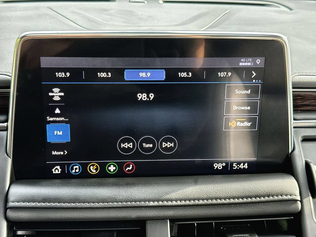 Used 2021 Chevrolet Tahoe LT w/ LT Signature Package AWD/4WD image 12