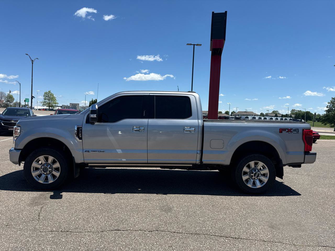 Used 2020 Ford F350 Platinum w/ FX4 Off-Road Package AWD/4WD image 2