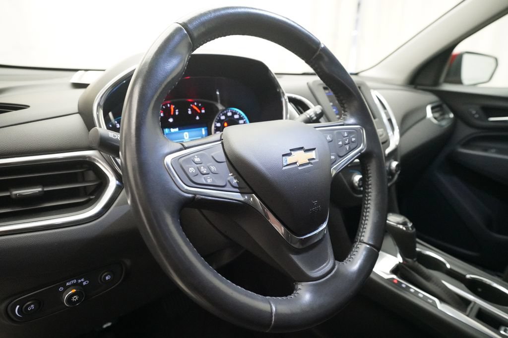 Used 2020 Chevrolet Equinox LT FWD image 19