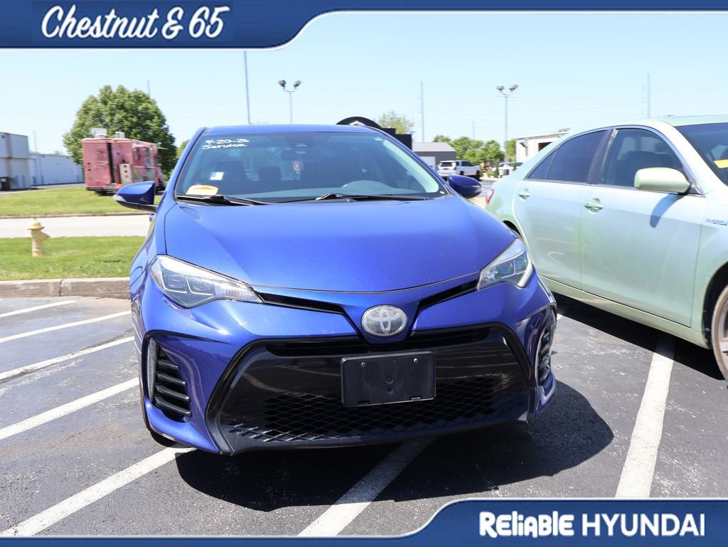 Used 2018 Toyota Corolla SE w/ SE Premium Package FWD image 4