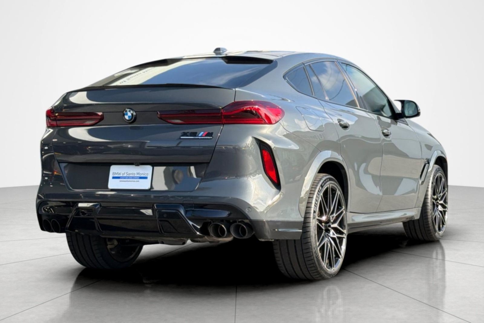 Used 2024 BMW X6 M Competition w/ Executive Package AWD/4WD image 5
