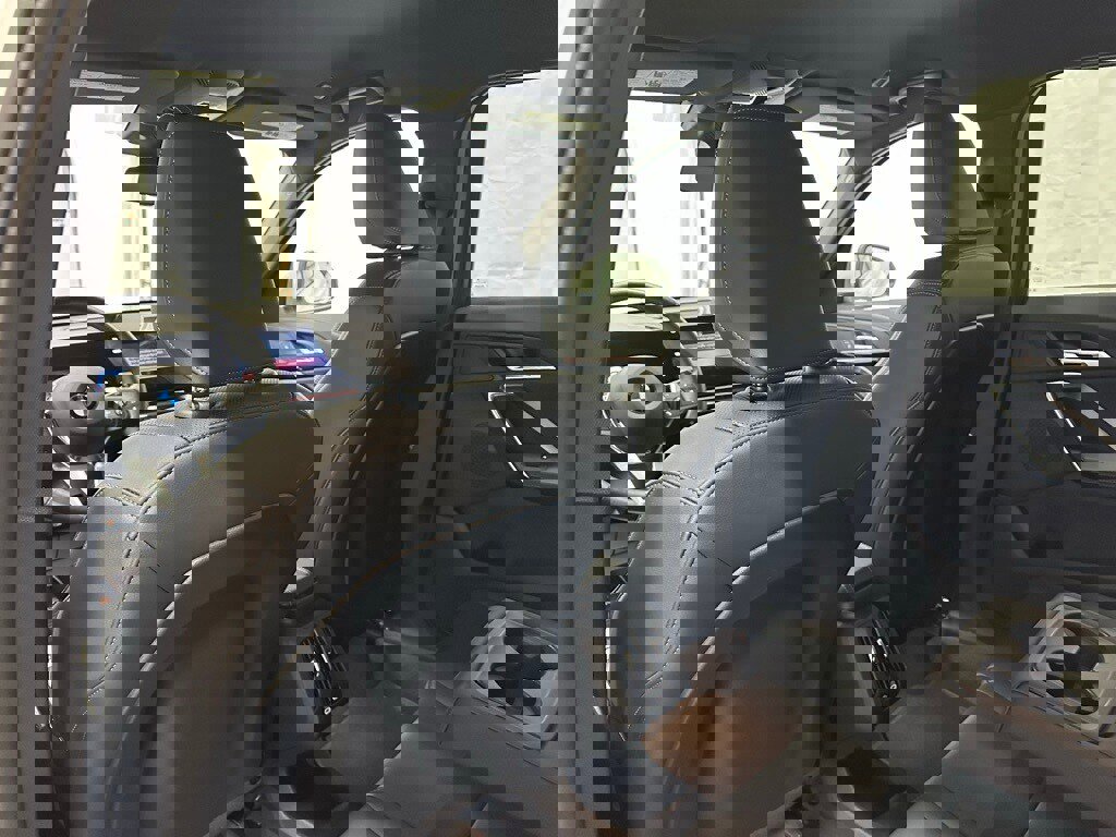 Used 2025 BMW X1 xDrive28i image 40