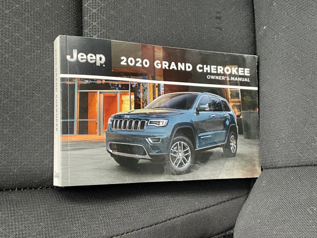 Used 2020 Jeep Grand Cherokee Laredo image 30