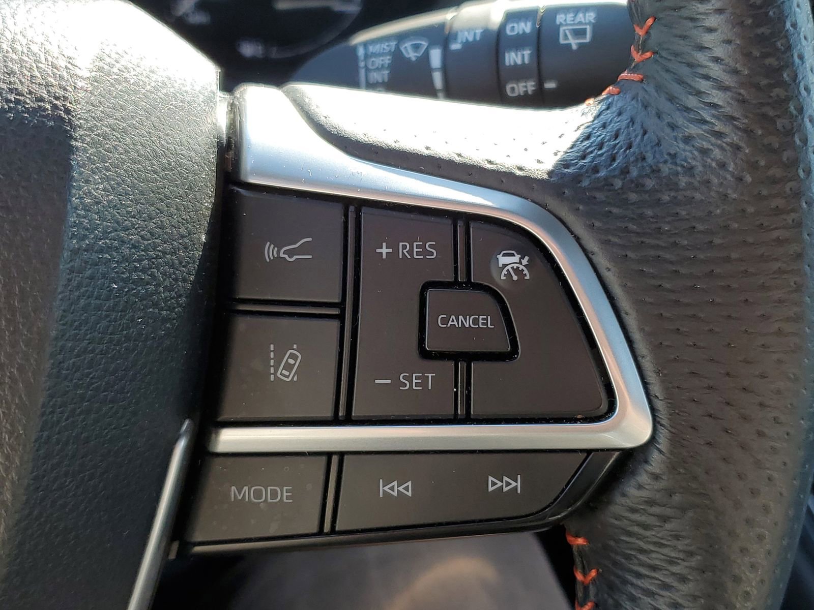 Certified 2024 Toyota Sienna XSE w/ XSE Plus Package image 23