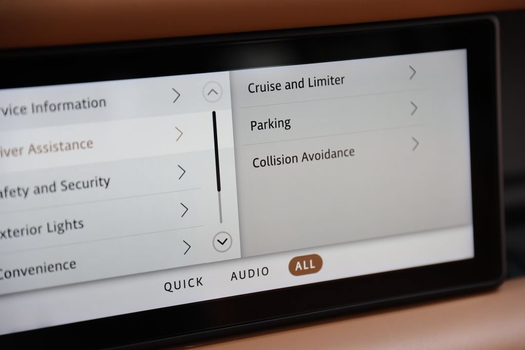 Certified 2022 Land Rover Defender 110 X AWD/4WD image 32