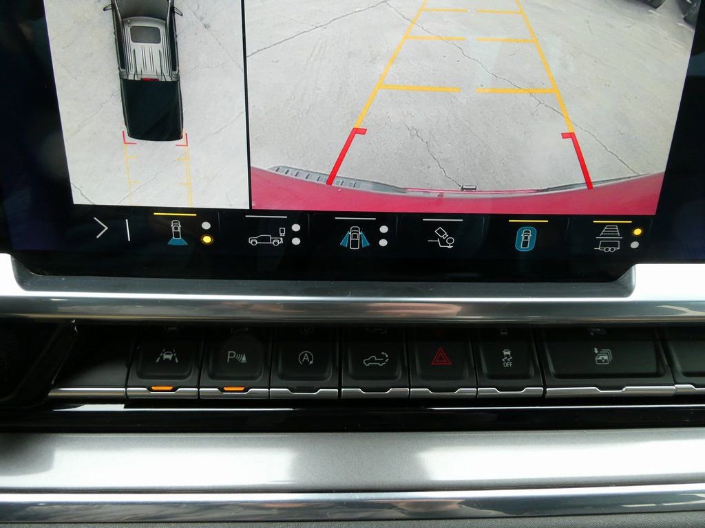 Used 2023 Chevrolet Silverado 1500 High Country w/ Technology Package image 33