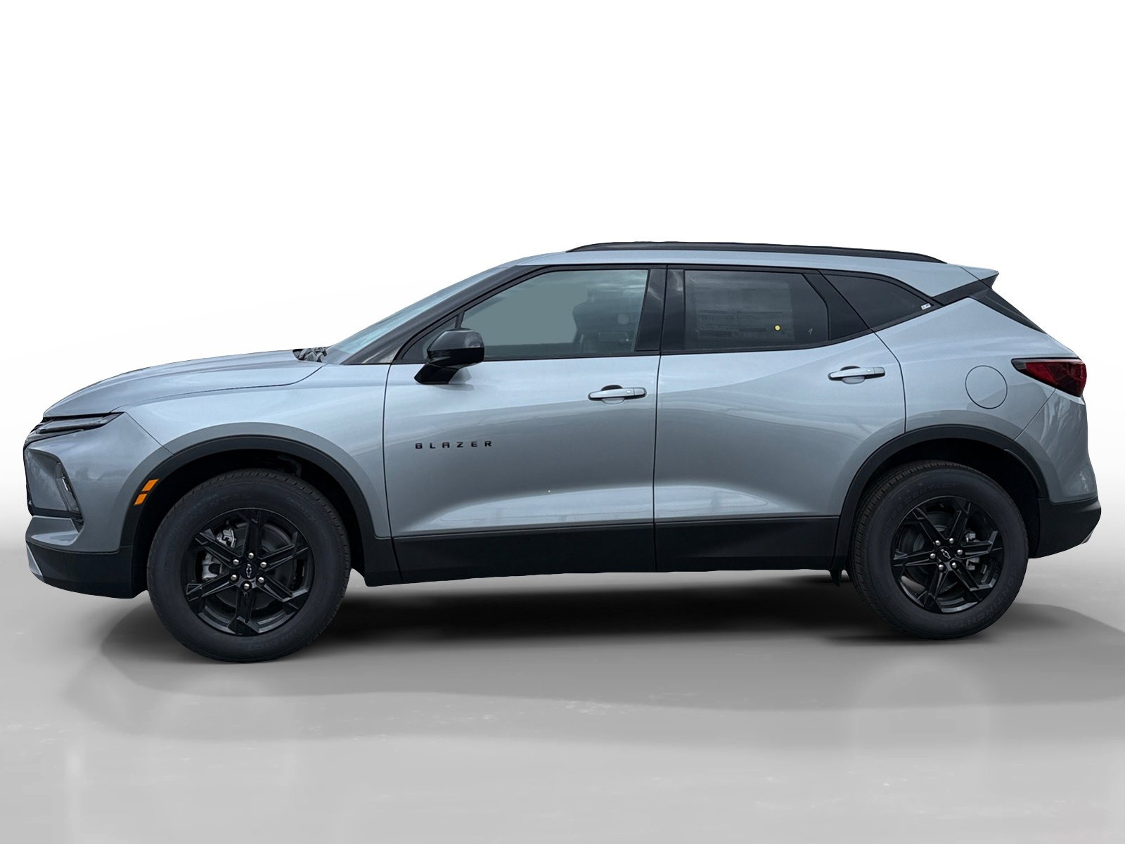 New 2025 Chevrolet Blazer LT w/ Midnight/Sport Edition image 2
