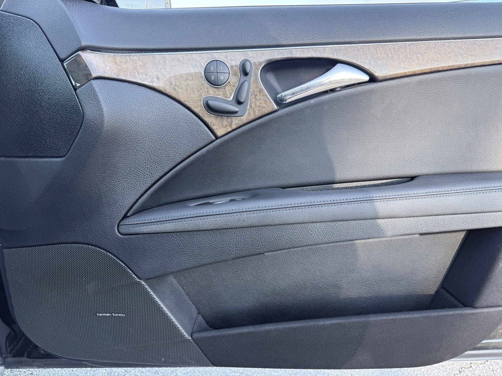 Used 2009 Mercedes-Benz E 350 Sedan image 42