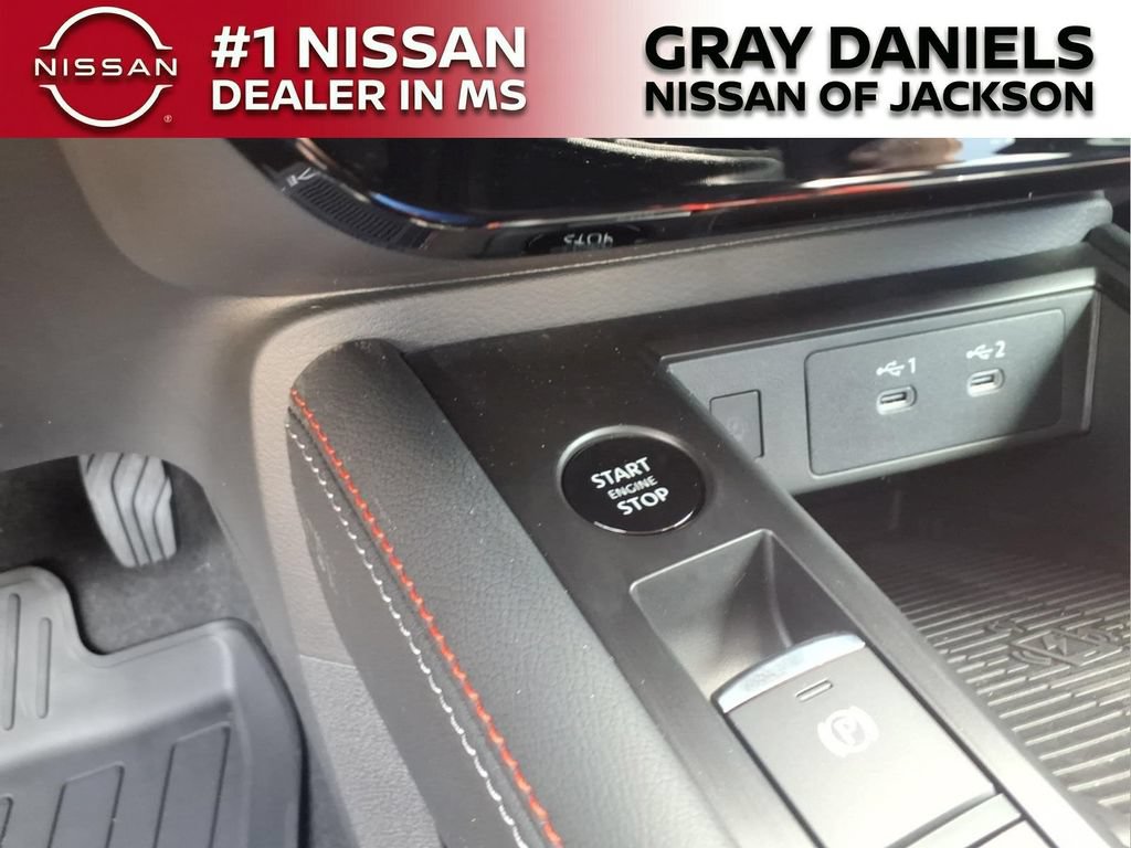 New 2026 Nissan Kicks SR AWD/4WD image 15