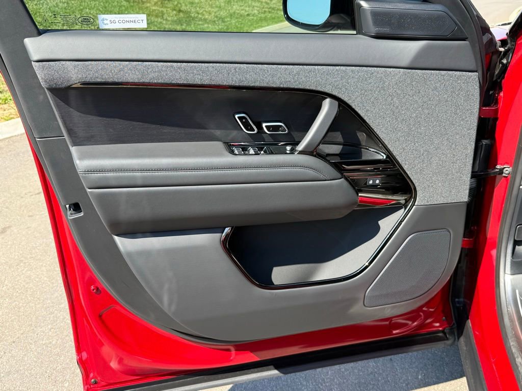 Certified 2025 Land Rover Range Rover Sport Dynamic SE image 15