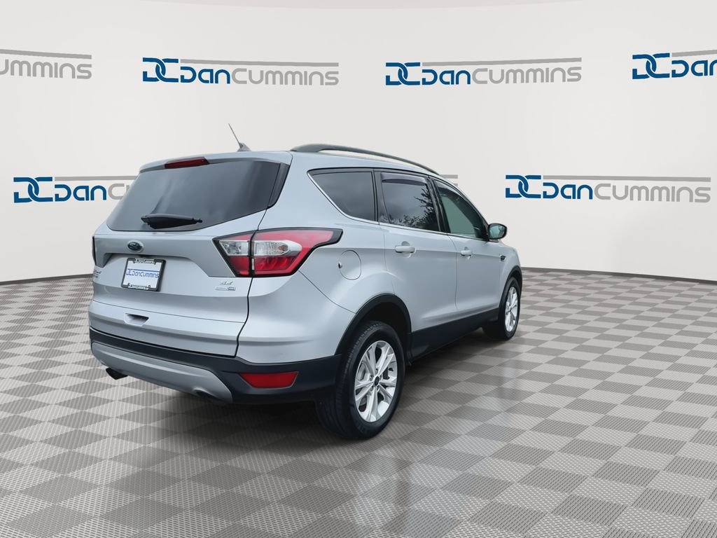 Used 2018 Ford Escape SE w/ SE Sync 3 Package AWD/4WD image 8