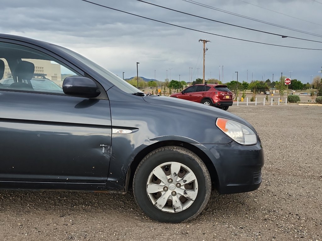 Used 2010 Hyundai Accent GS image 4