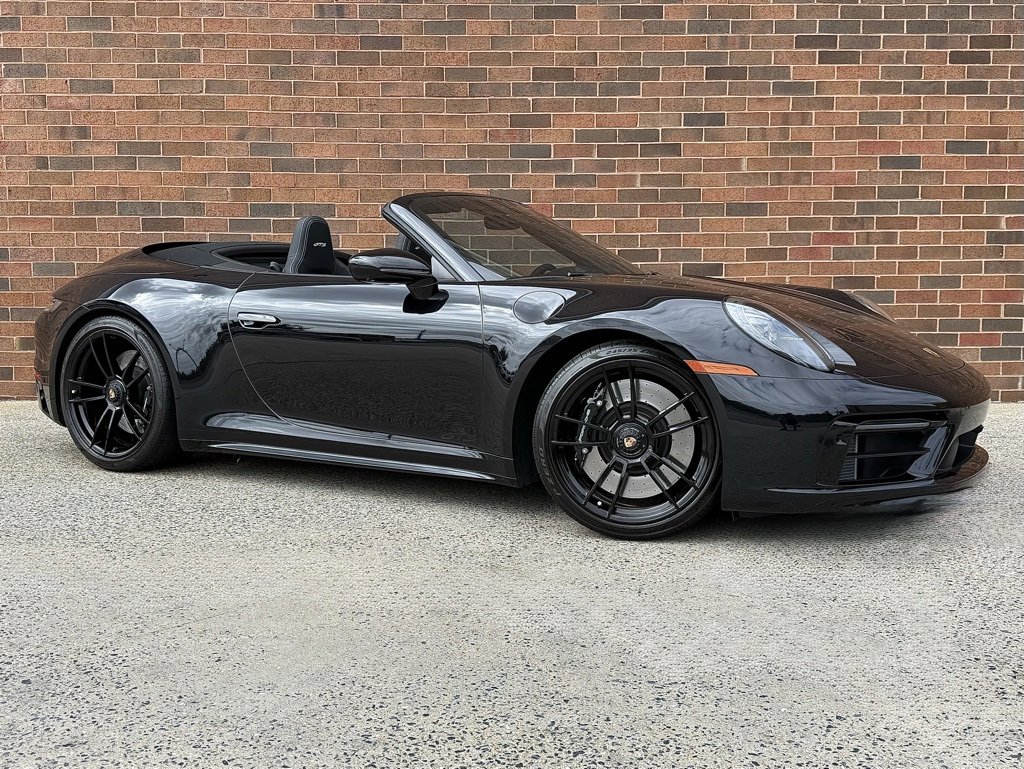 Certified 2023 Porsche 911 Carrera GTS image 9