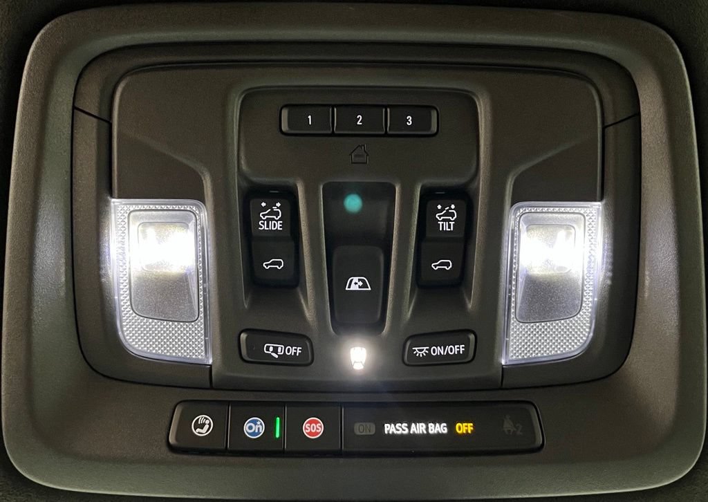 Used 2024 GMC Sierra 3500 Denali Ultimate AWD/4WD image 42