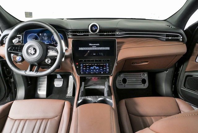 New 2026 Maserati Grecale Modena image 19