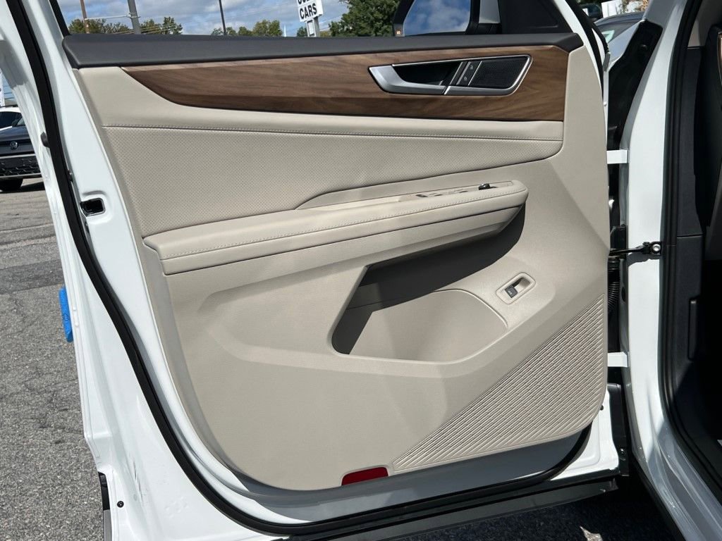 New 2026 Volkswagen Atlas SE image 17