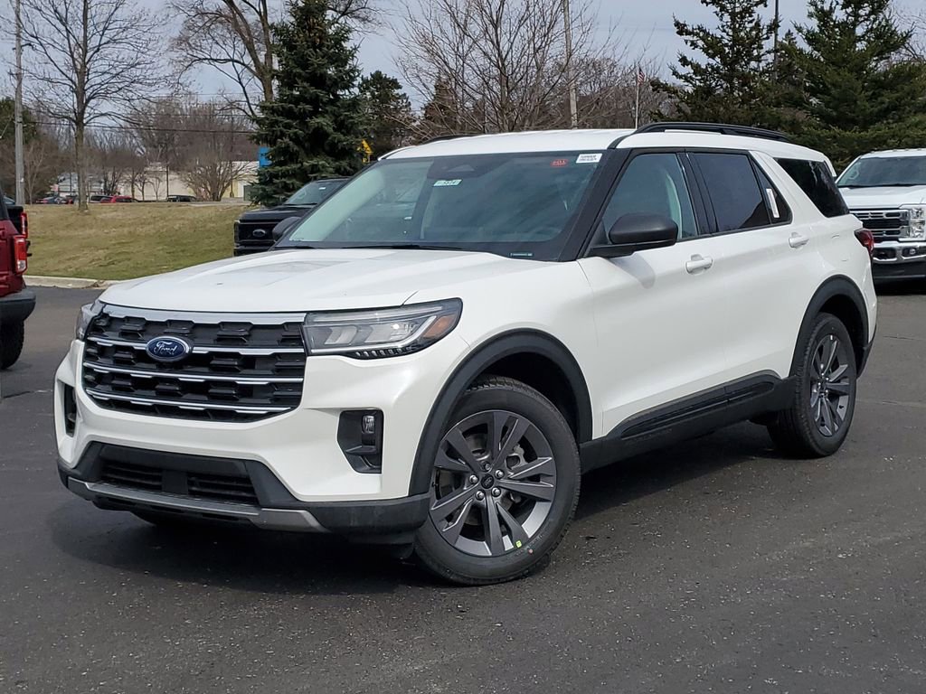New 2026 Ford Explorer Active w/ Active Comfort Package
