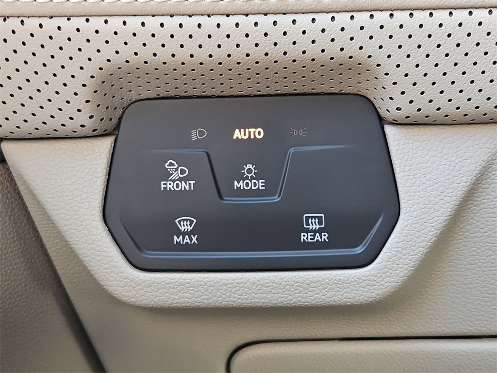 New 2026 Volkswagen Atlas SEL image 10