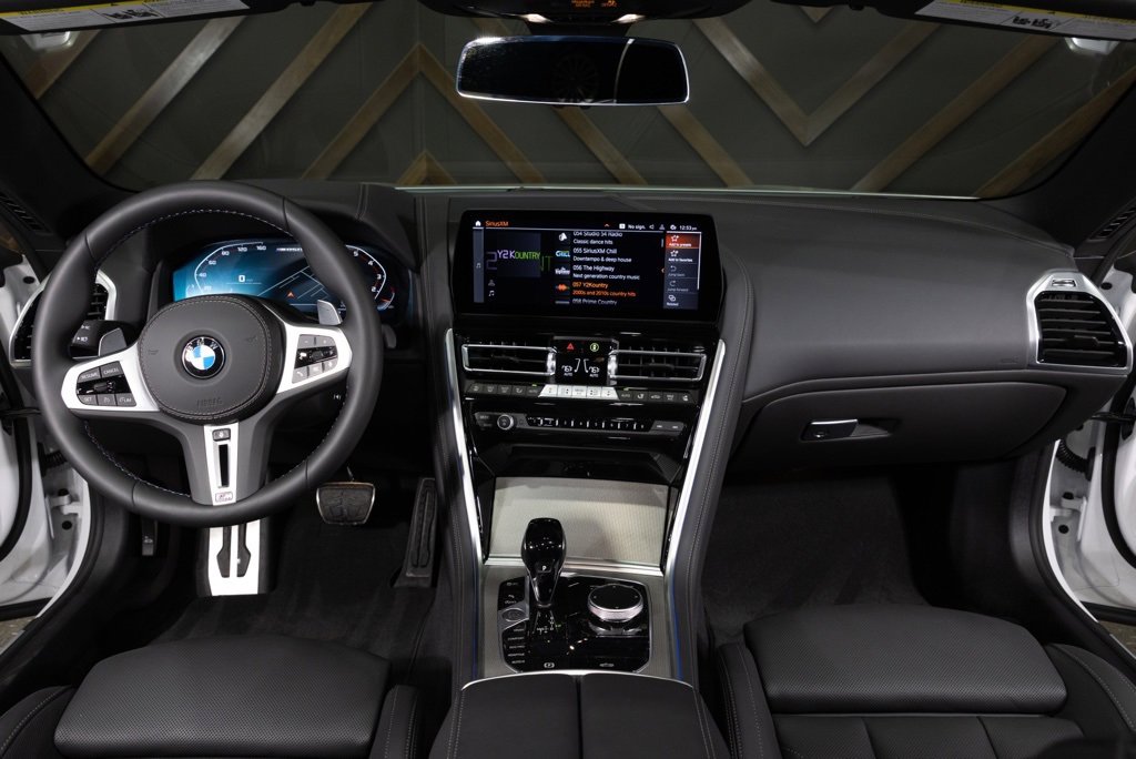 Used 2024 BMW M850i xDrive Convertible image 5
