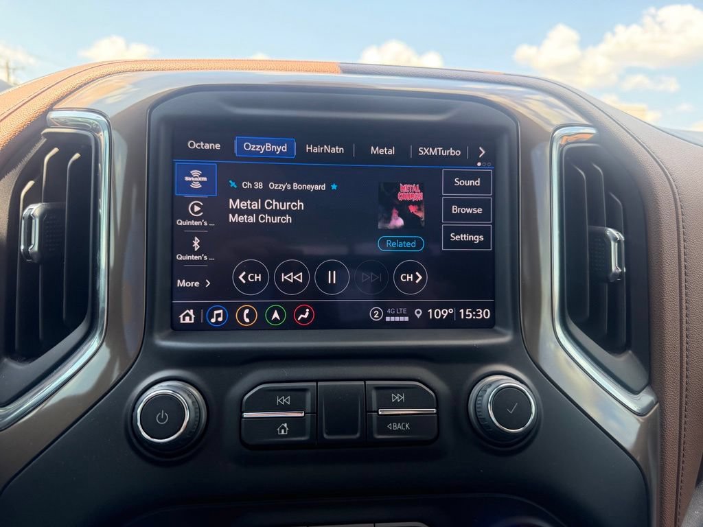 Used 2022 Chevrolet Silverado 3500 High Country AWD/4WD image 41