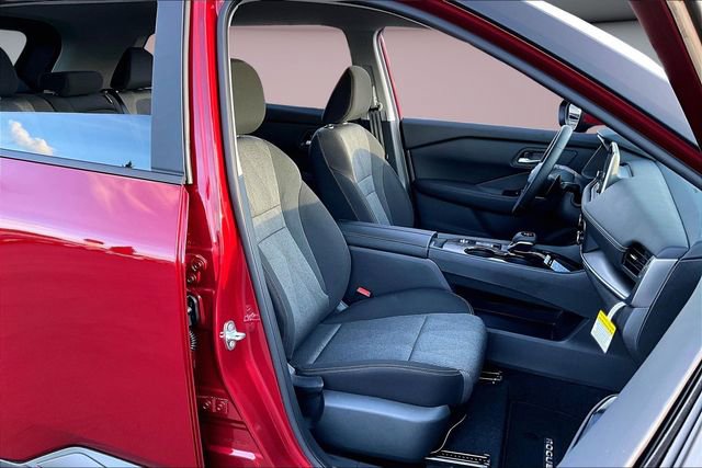 New 2026 Nissan Rogue SV w/ Cold Weather Package image 9