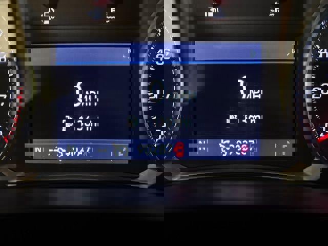 Used 2021 Chevrolet Traverse LT image 10