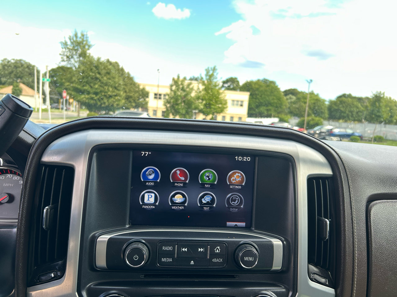 Used 2015 GMC Sierra 1500 SLT w/ SLT Crew Cab Value Package image 11