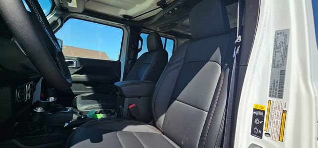 New 2025 Jeep Wrangler Sahara w/ Safety Group image 28
