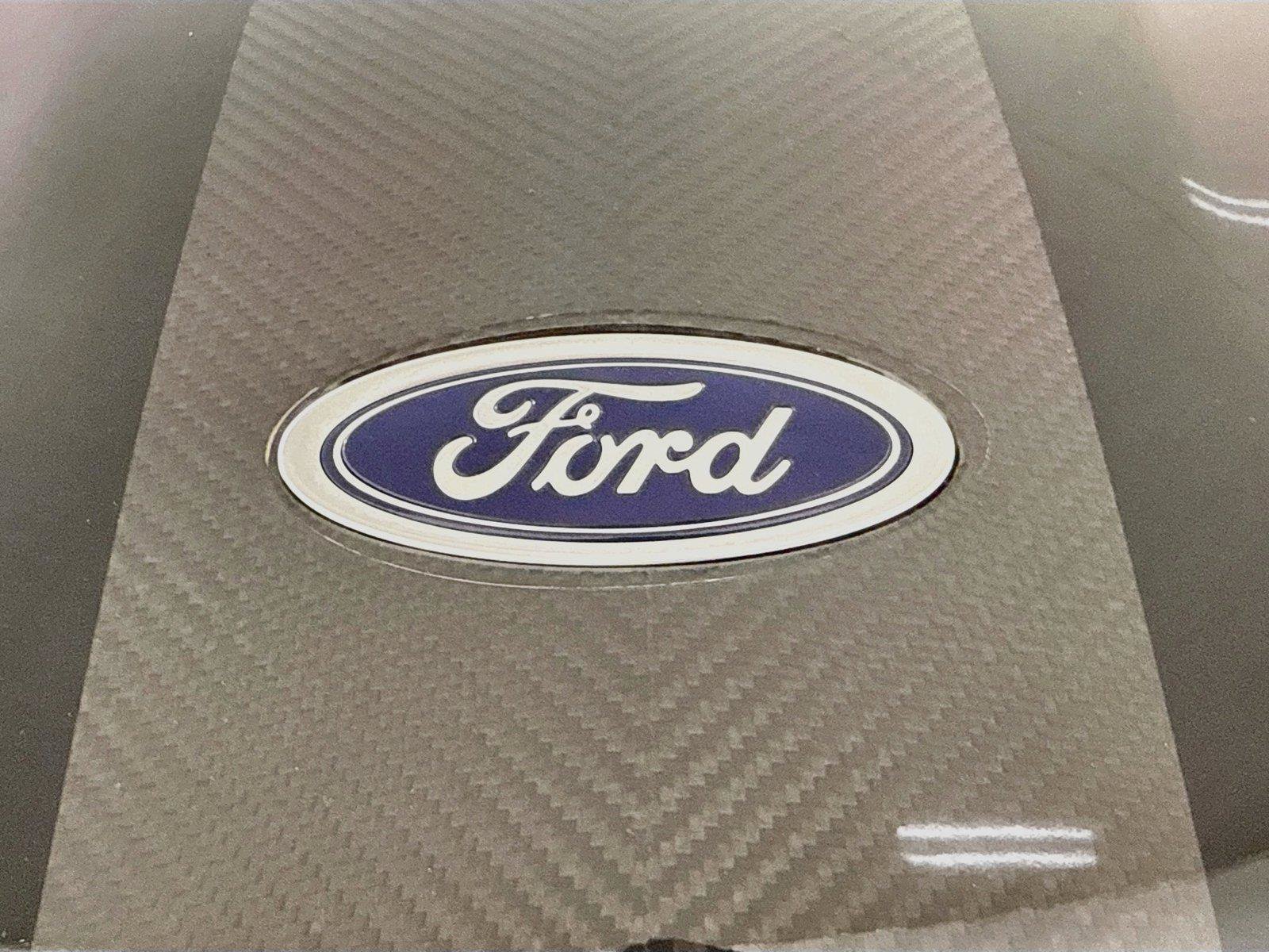 Used 2018 Ford GT RWD image 34