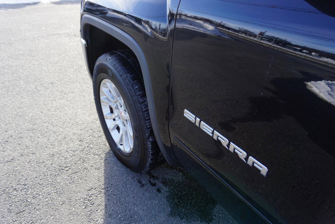 Used 2018 GMC Sierra 1500 SLE w/ SLE Value Package image 4