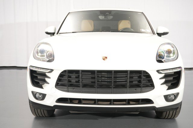 Used 2018 Porsche Macan AWD/4WD image 5