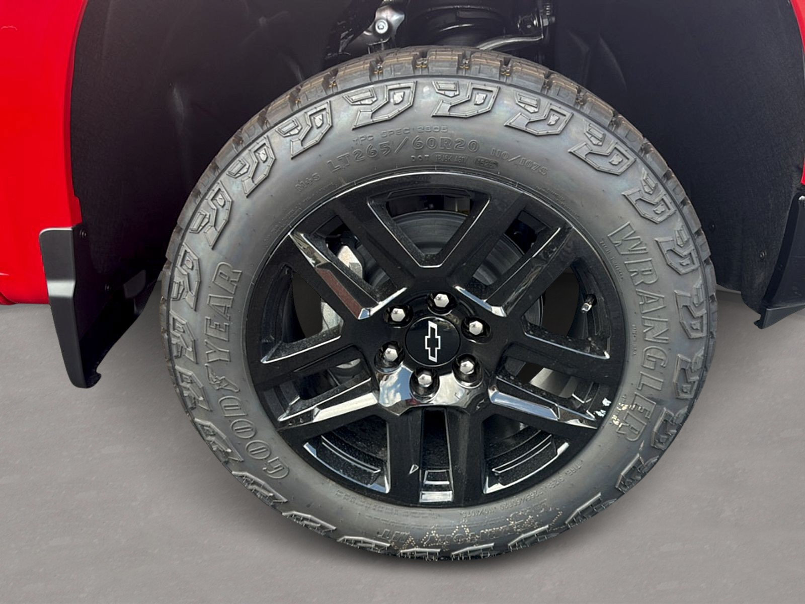 New 2026 Chevrolet Silverado 1500 Custom Trail Boss w/ LPO, Dark Essentials Package AWD/4WD image 2