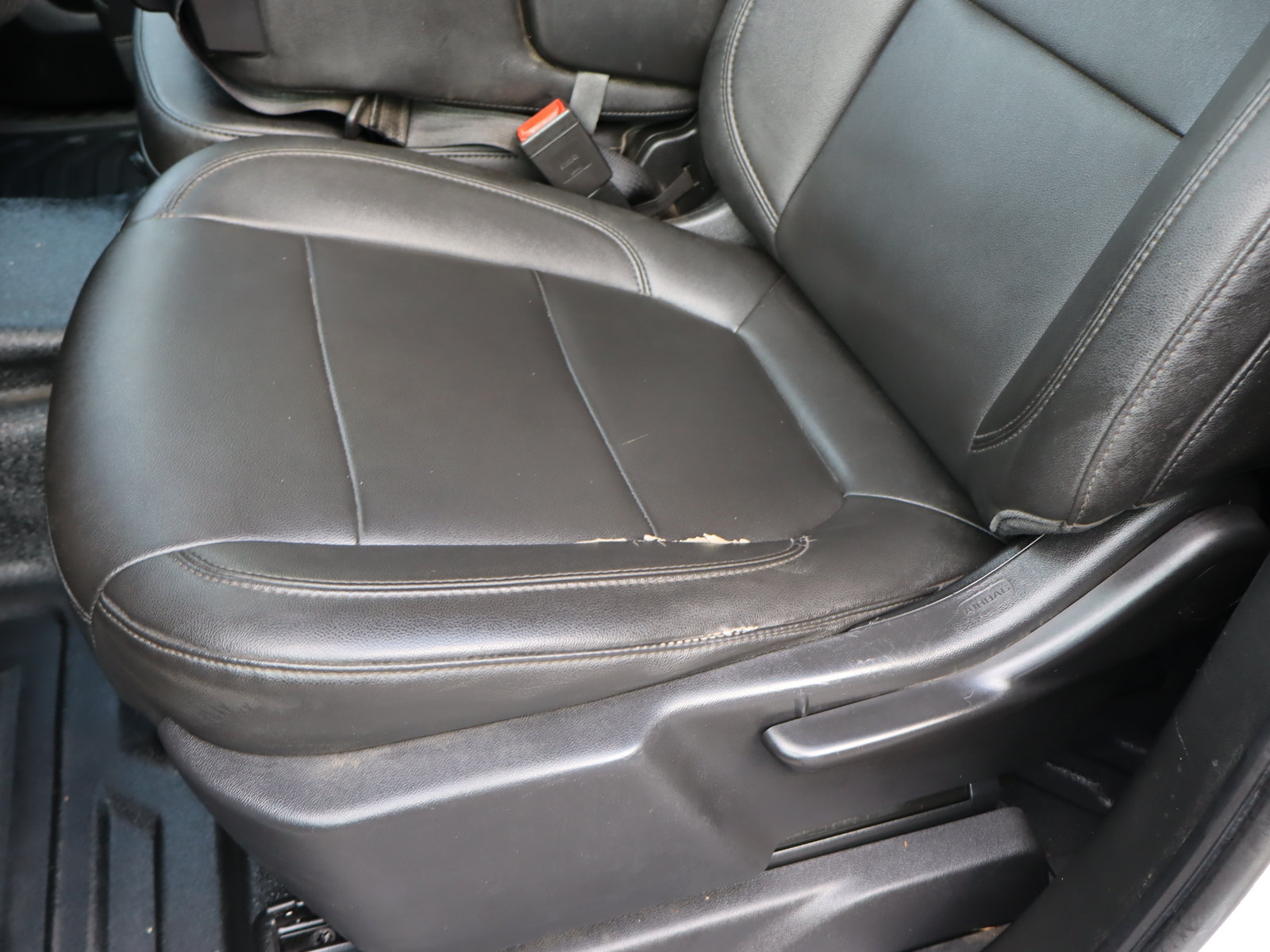 Used 2020 Chevrolet Silverado 2500 W/T w/ WT Convenience Package AWD/4WD image 19