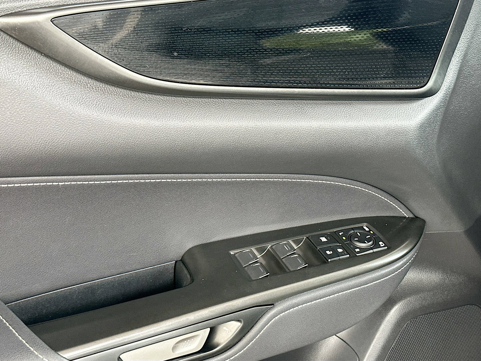 Used 2025 Lexus NX 250 FWD w/ Accessory Package (K3) image 17