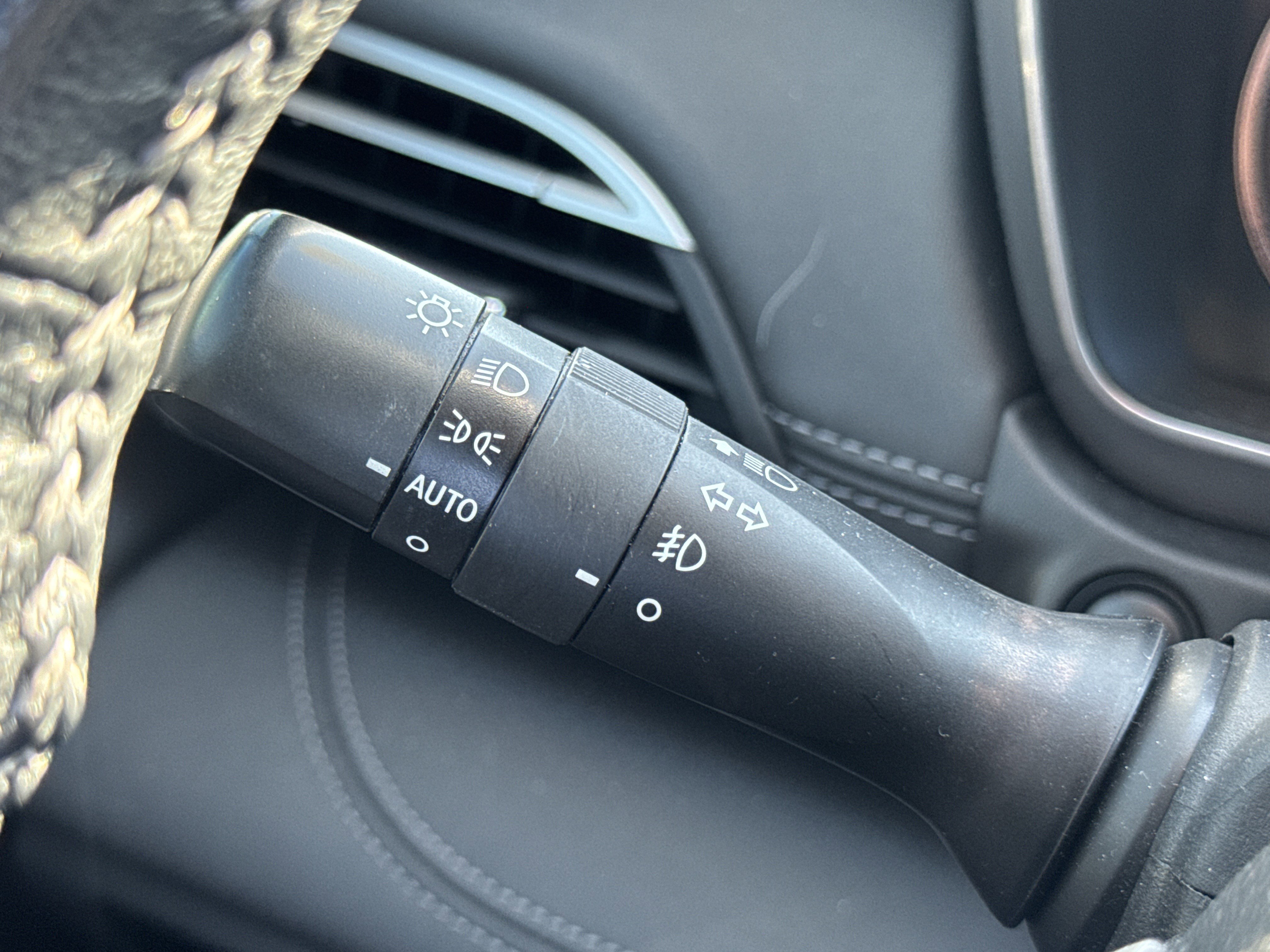 Used 2021 Subaru Outback Limited w/ Popular Package #2 image 16