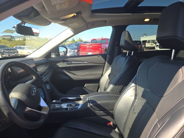 Used 2023 INFINITI QX60 Luxe image 16