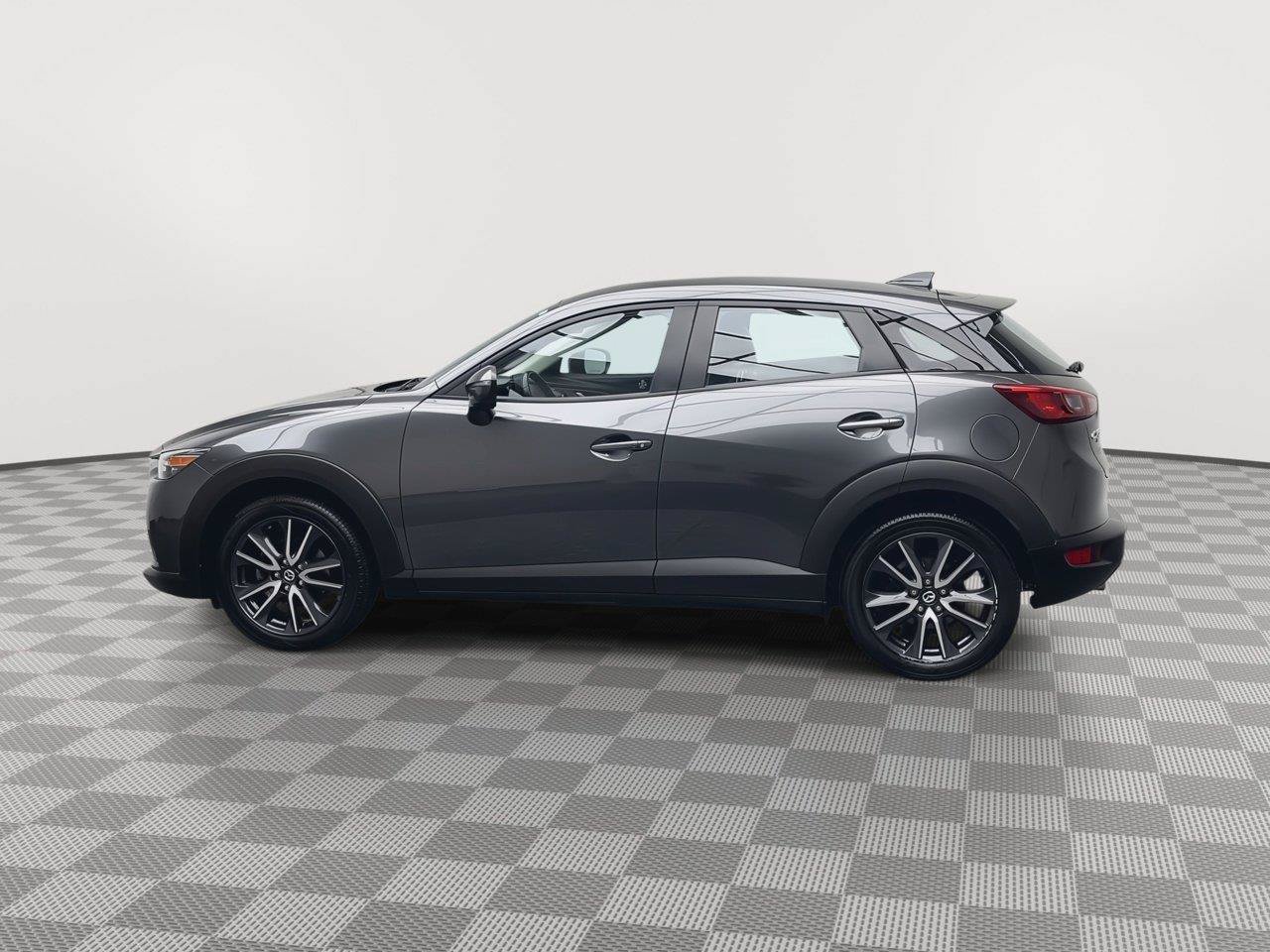 Used 2018 MAZDA CX-3 Touring w/ Preferred Equipment Package AWD/4WD image 31