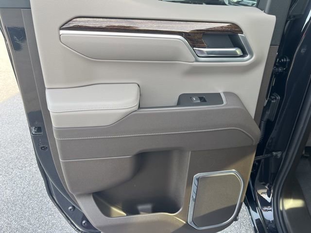 New 2026 GMC Sierra 1500 SLE w/ Preferred Package image 17