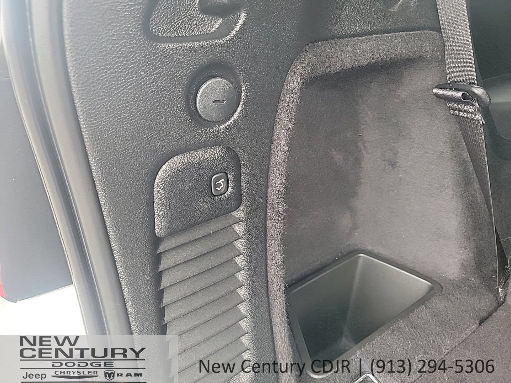 Used 2025 Dodge Durango GT AWD/4WD image 23