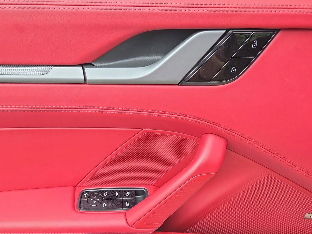 Certified 2021 Porsche 911 Carrera 4 AWD/4WD image 8